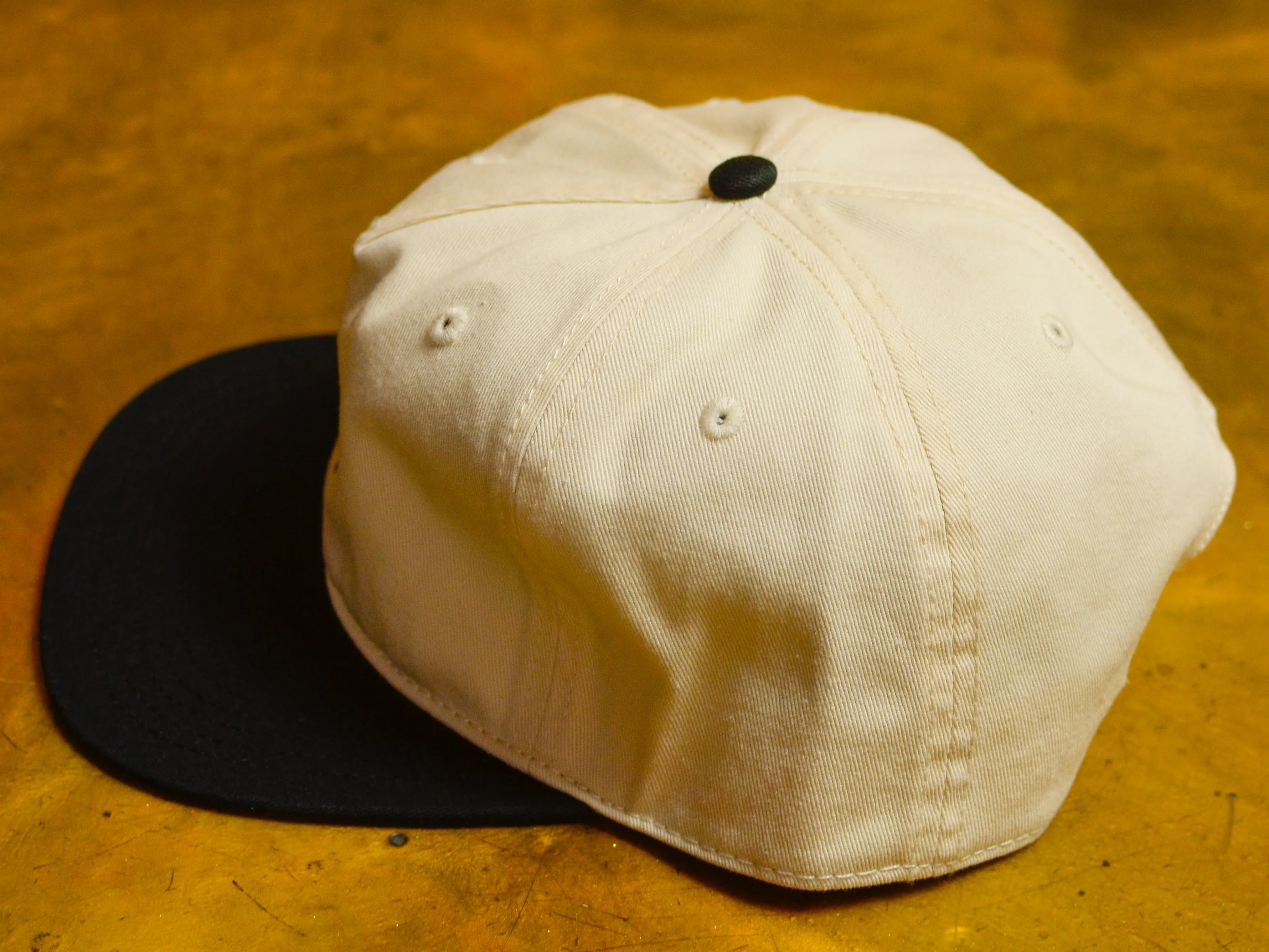 Crew Embroidered 2 Tone 5 Panel Snapback Cap - Natural / Black