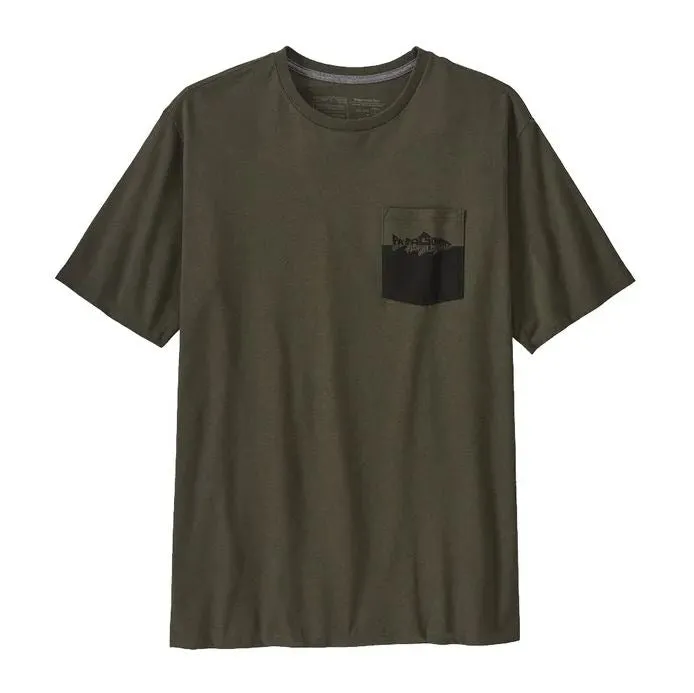 PATAGONIA WILD WATERLINE POCKET RESPONSIBILI-TEE BASIN GREEN | CAMISETA CASUAL CON BOLSILLO