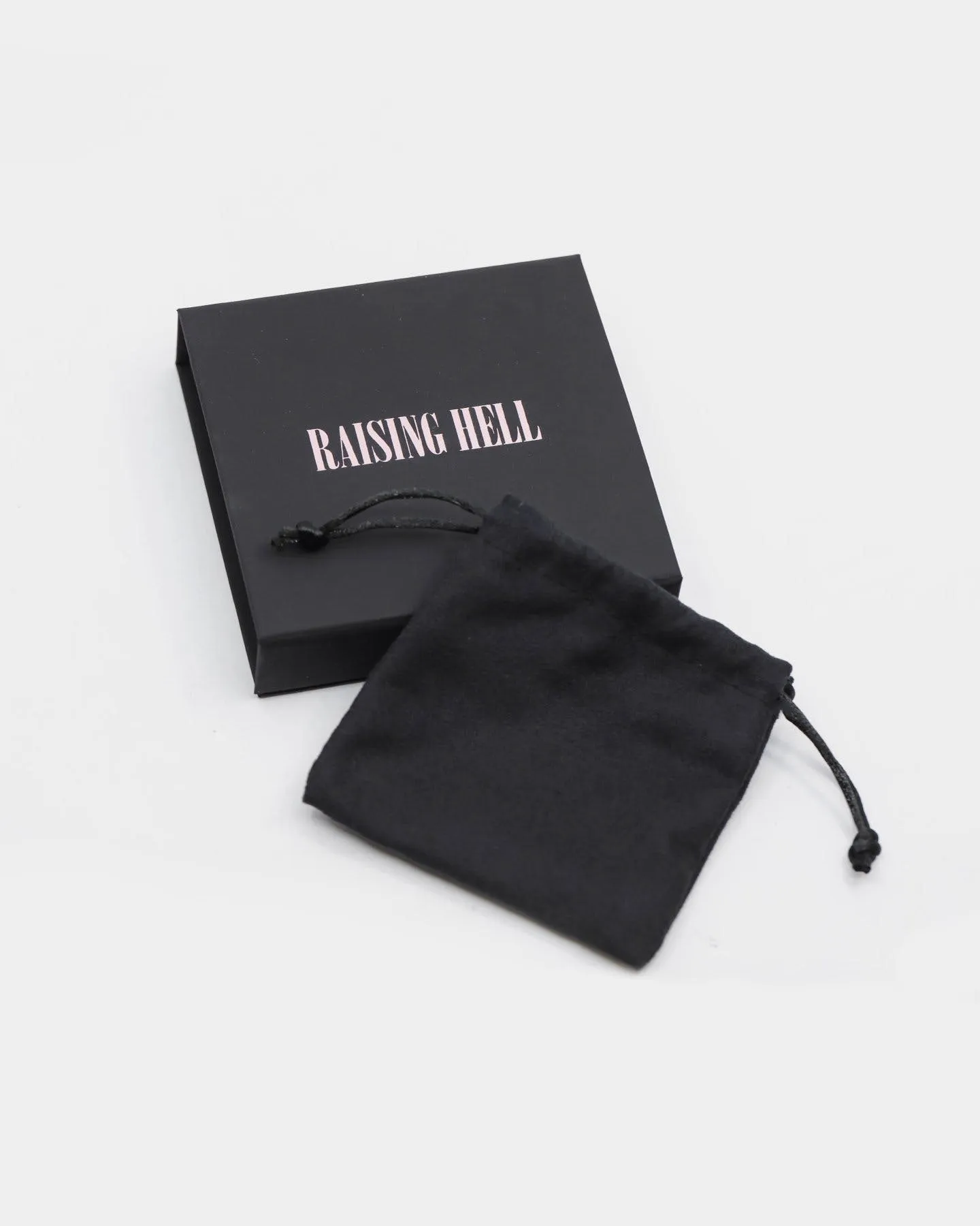 Raising Hell Women's Gothic Letter Anklet Gold