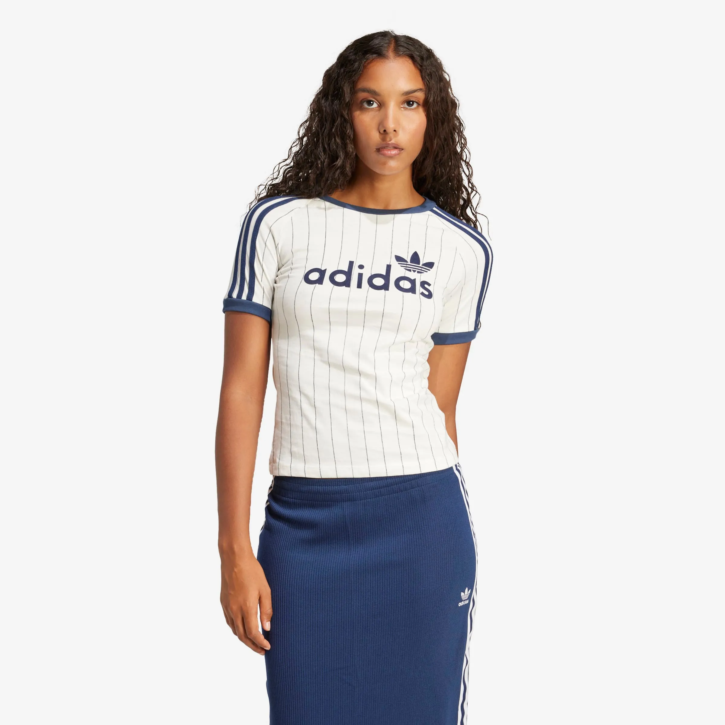 Wmns Linear Graphic Cali Tee