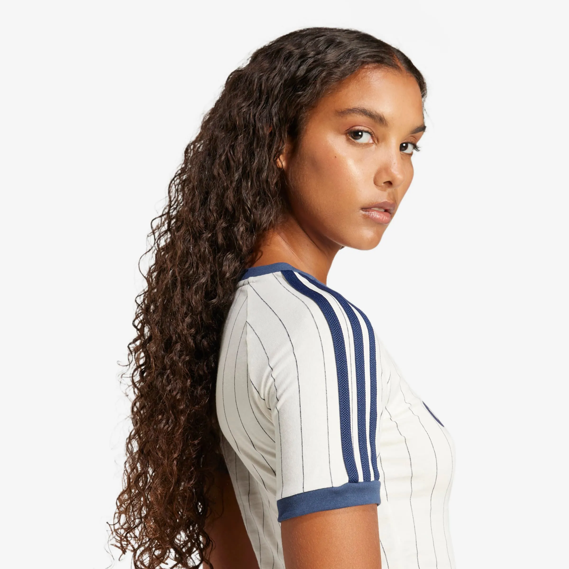 Wmns Linear Graphic Cali Tee