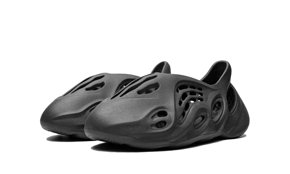 Yeezy Foam RNNR Onyx
